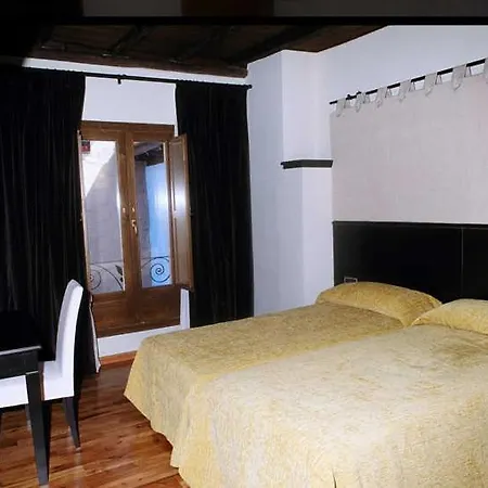 Arco De San Miguel Pensjonat 3*